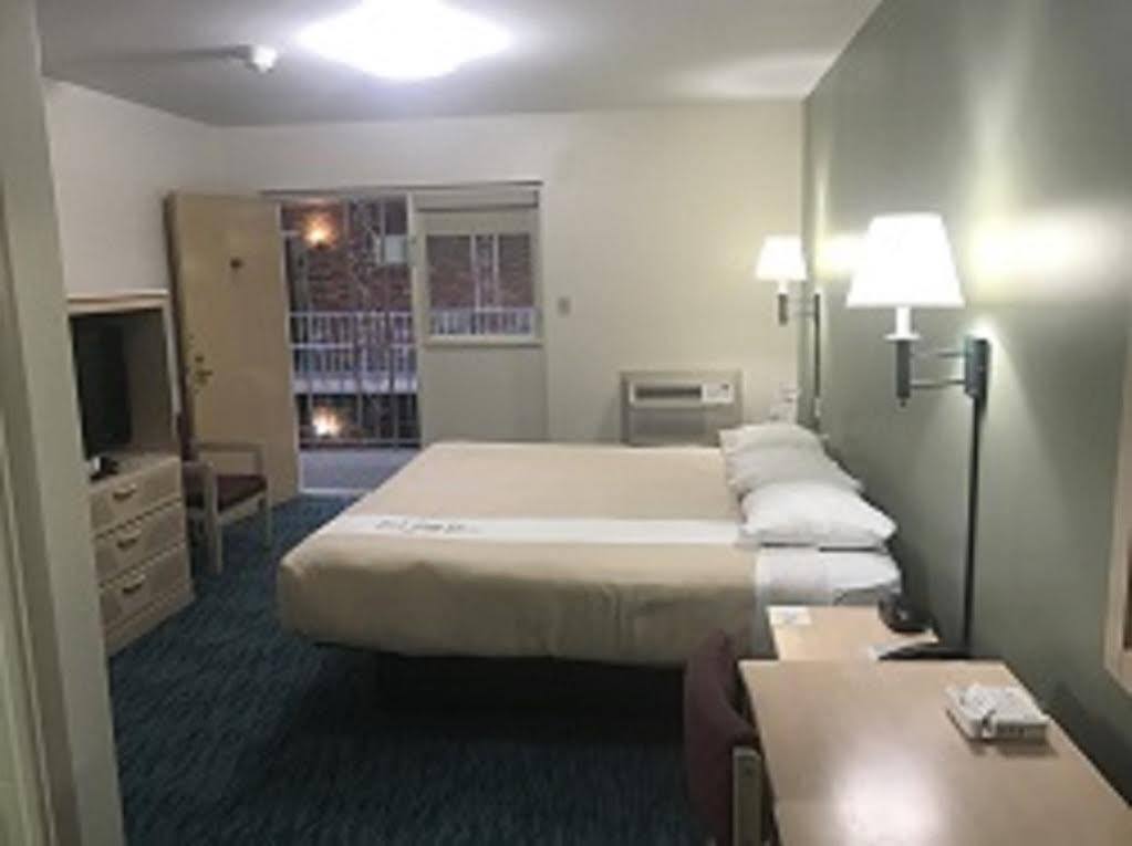 Bluebird Spa City Motor Lodge Σαρατόγκα Σπρινγκς Εξωτερικό φωτογραφία